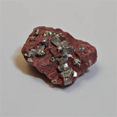  ¡Yttrium Aluminum Garnet: Un Mineral Magnético Extraordinario para la Tecnología Moderna!